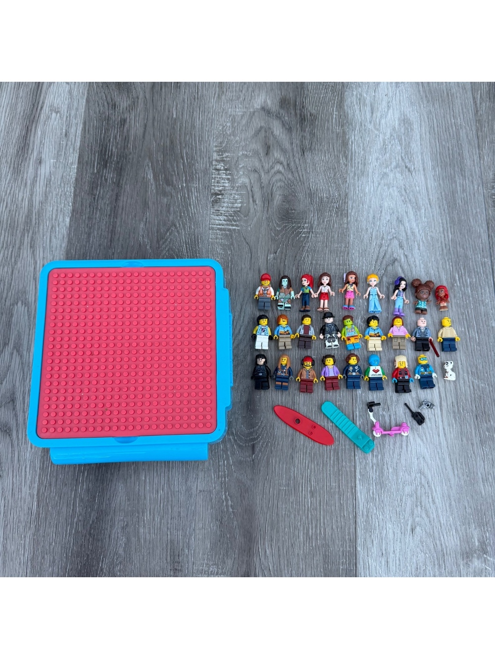 Collection 27 LEGO mini figures
